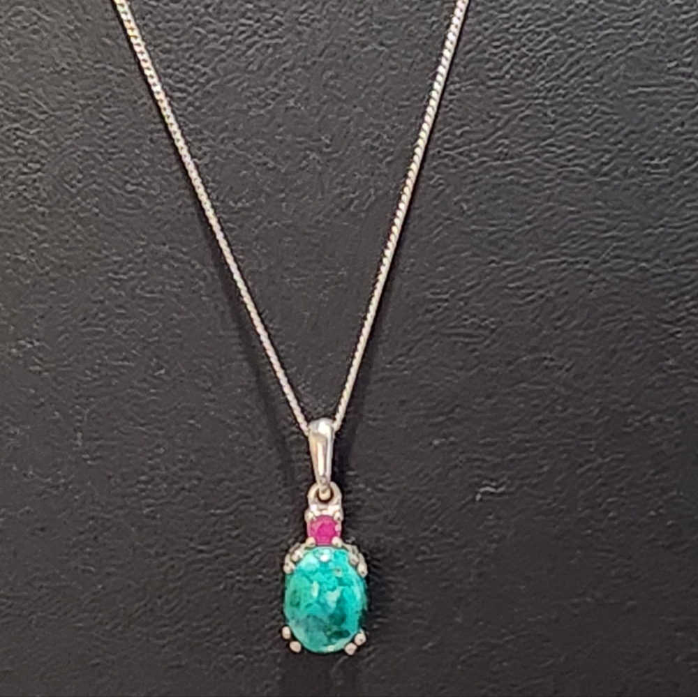 Table Mountain Shadowkite With Ruby Accent & Ster… - image 2